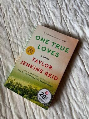 Taylor Jenkins Reid One True Loves Paperback Book - Green/Red